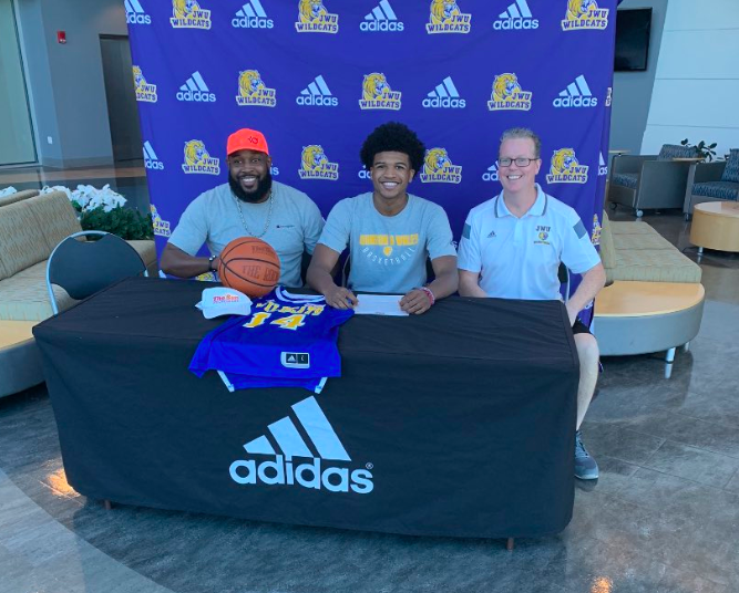 Wolves defeat Plano East, senior guard Tyler Poindexter commits to JWU, and more top basketball news