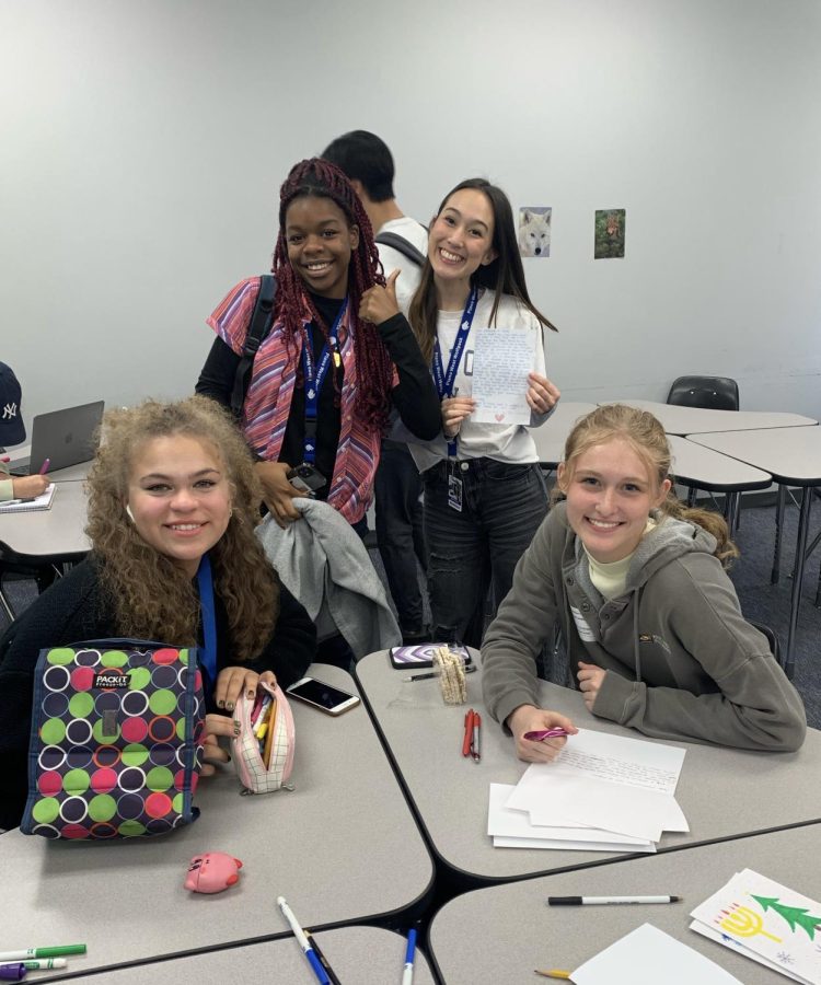 Alexa Berrios, Wilmal Stewart, Alyssa Royston, and Emma Jacobs attend the Power of Words and March for Our Lives Dallas Meeting